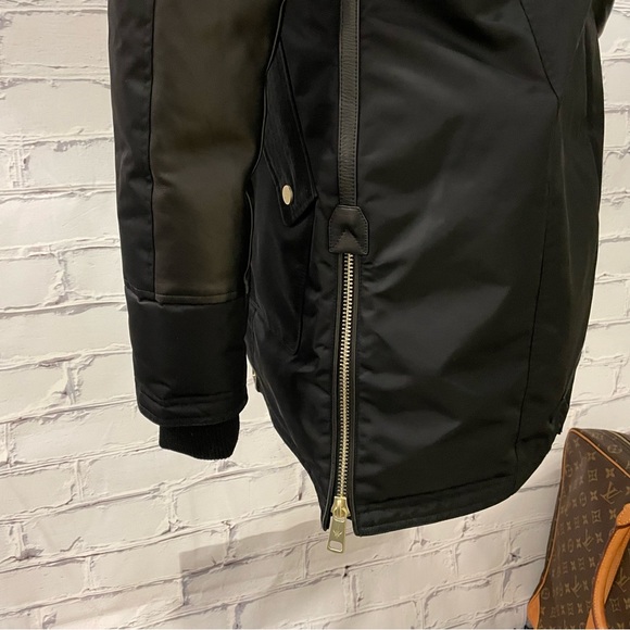 XS Nicole Benisti Chelsea Fur-Lined Hooded Down Jacket (too smalll -reposhed) - Picture 4 of 16